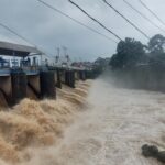 Bendung Katulampa Siaga 3, Debit Air Sentuh 110 CM