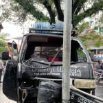 Diduga Microsleep, Pick Up Rongsok Tabrak Tiang Rambu di Jalan Pemuda Bogor