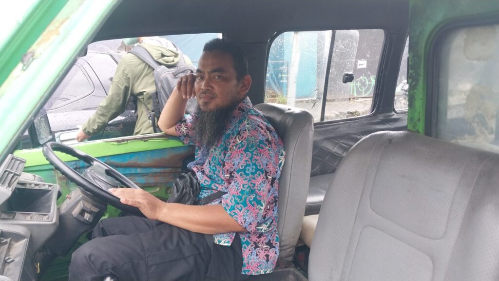 Sopir angkot Kota Bogor