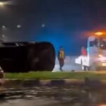 Mobil terguling di Exit Tol Baranangsiang, Bogor,