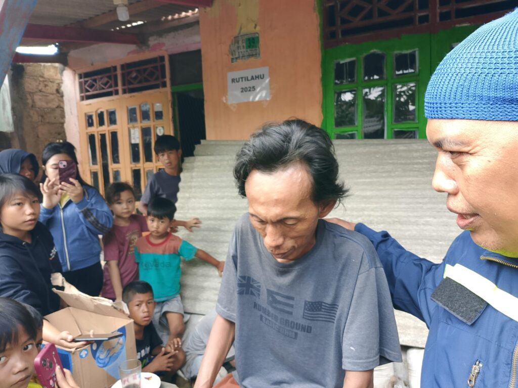 Pedagang ES Kue Mengaku Dipukuli Oknum Polisi–TNI Usai Dituduh Jualan Palsu