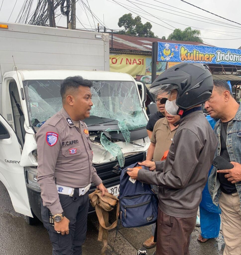 Tabrakan Beruntun di Bogor Utara, Suzuki Carry Hantam PCX dan Truk