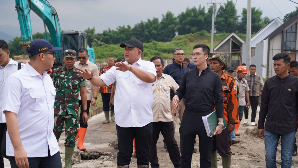 Soroti Kapling Liar, Bupati Bogor Tegaskan Tata Ruang Demi Keselamatan Lingkungan
