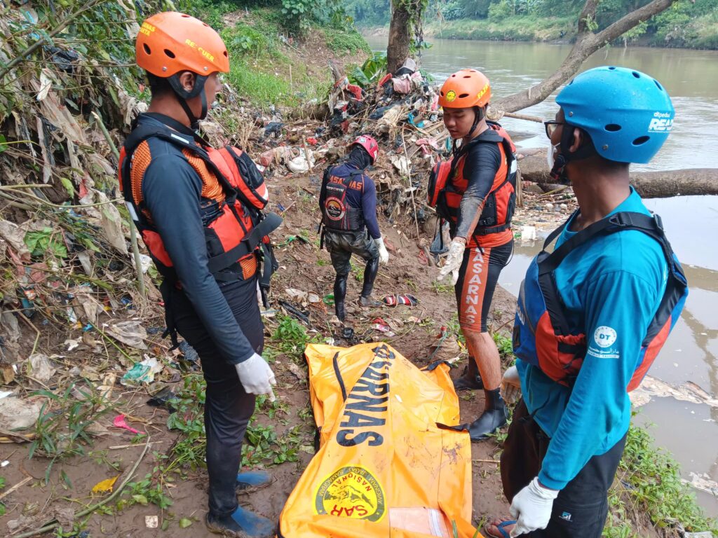 Empat Hari Pencarian, Pekerja Jembatan Leuwiranji Ditemukan Tewas di Tanggerang