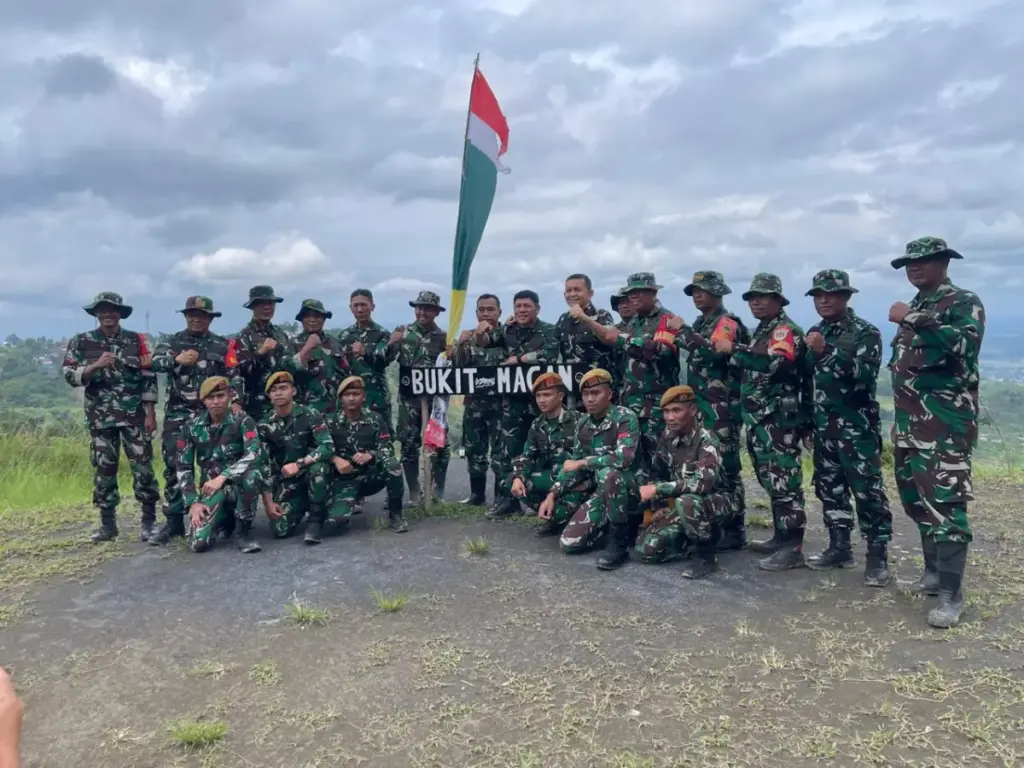 Danrem 061/Suryakencana Tanam 1.500 Pohon di Halaman Rumah Presiden