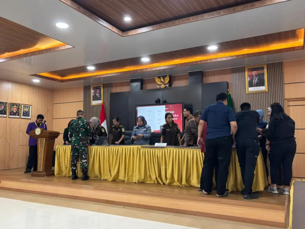 Kejari Kota Bogor Lelang 79 HP dan 6 Motor, Segini Harganya !