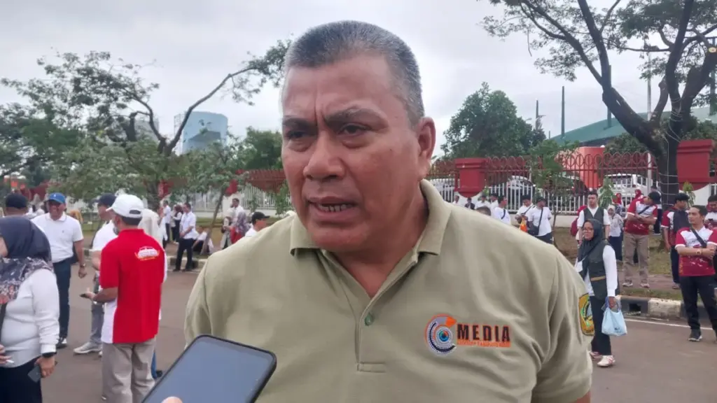 Satpol PP Kabupaten Bogor Izinkan Warteg Buka Saat Ramadan : Tutup Pakai Kain