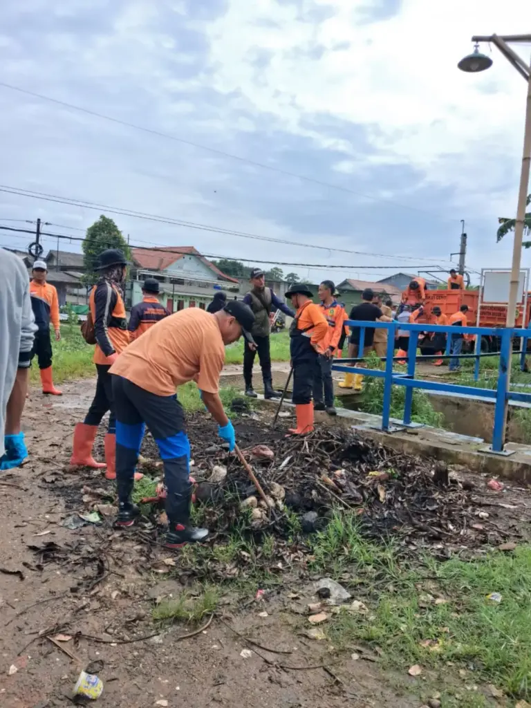 Pemkab Bogor Gandeng Warga dan Desa Atasi Sampah Liar