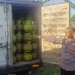 Polsek Tanjungsari Gerebek Tempat Pengoplosan Gas Subidi beredok Villa