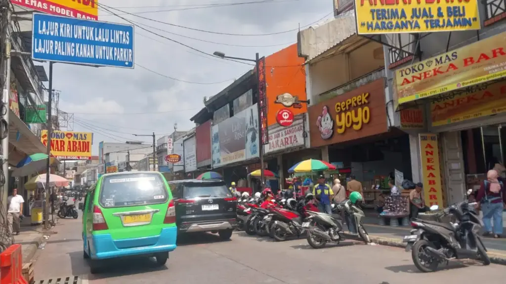 Dishub Kota Bogor Pasang Rambu Baru, Klaim Parkir Laju Kanan Masih Uji Coba