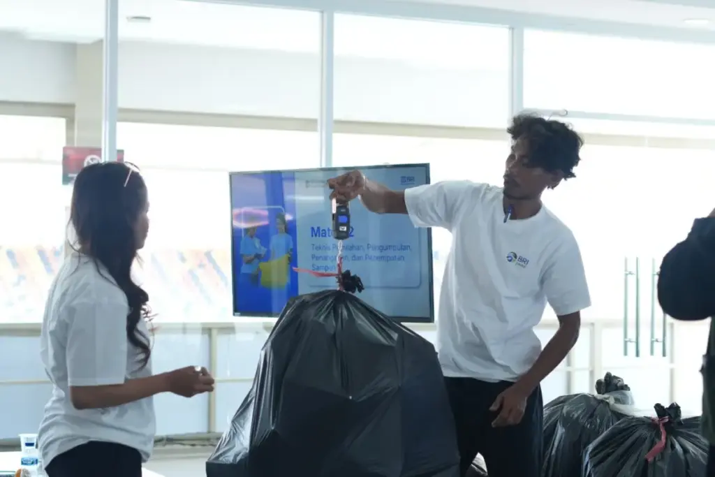 BRI Peduli Latih 500 Volunteer Kelola Sampah, Pertegas Komitmen Keberlanjutan dan Menjaga Lingkungan